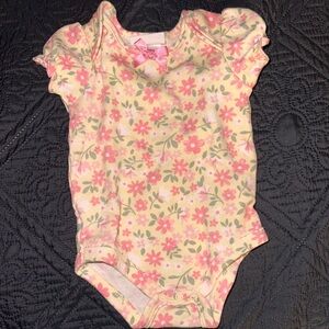 Nicole Miller Bodysuit for baby 3M-6M
